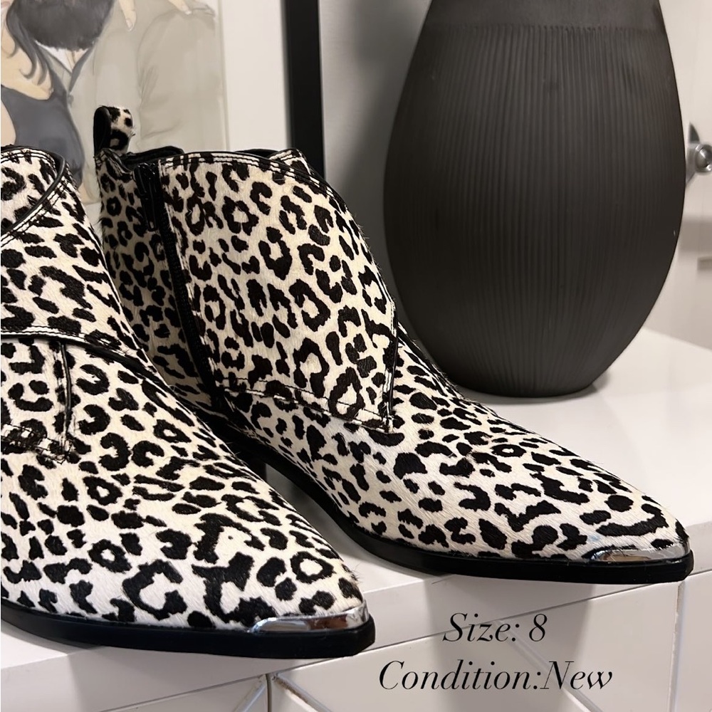 Marc Fisher Yanilaly booties